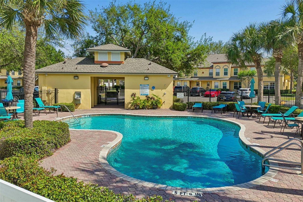 3863 Island Way , Saint Petersburg, FL 33705 Photo