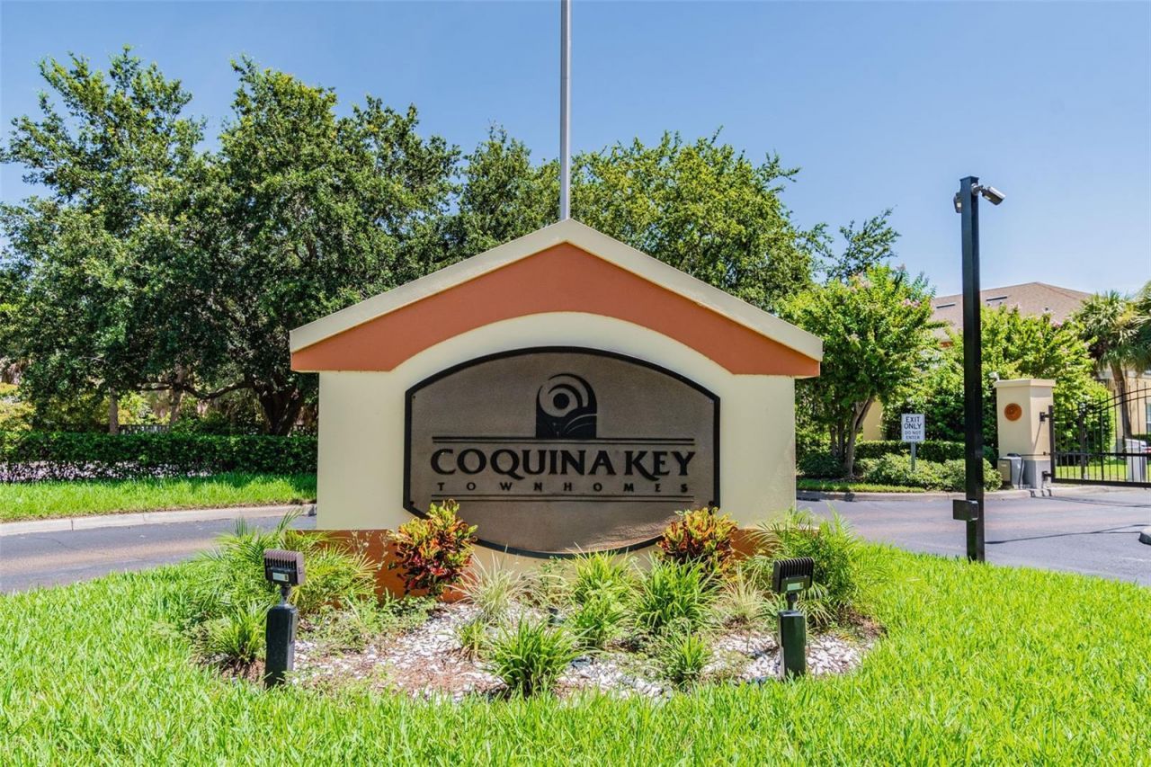 3863 Island Way , Saint Petersburg, FL 33705 Photo