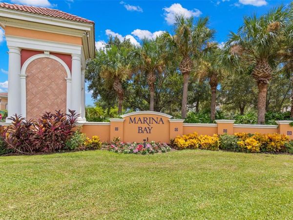 6 ACADEMY WAY S, Unit 221, ST PETERSBURG, FL 33711