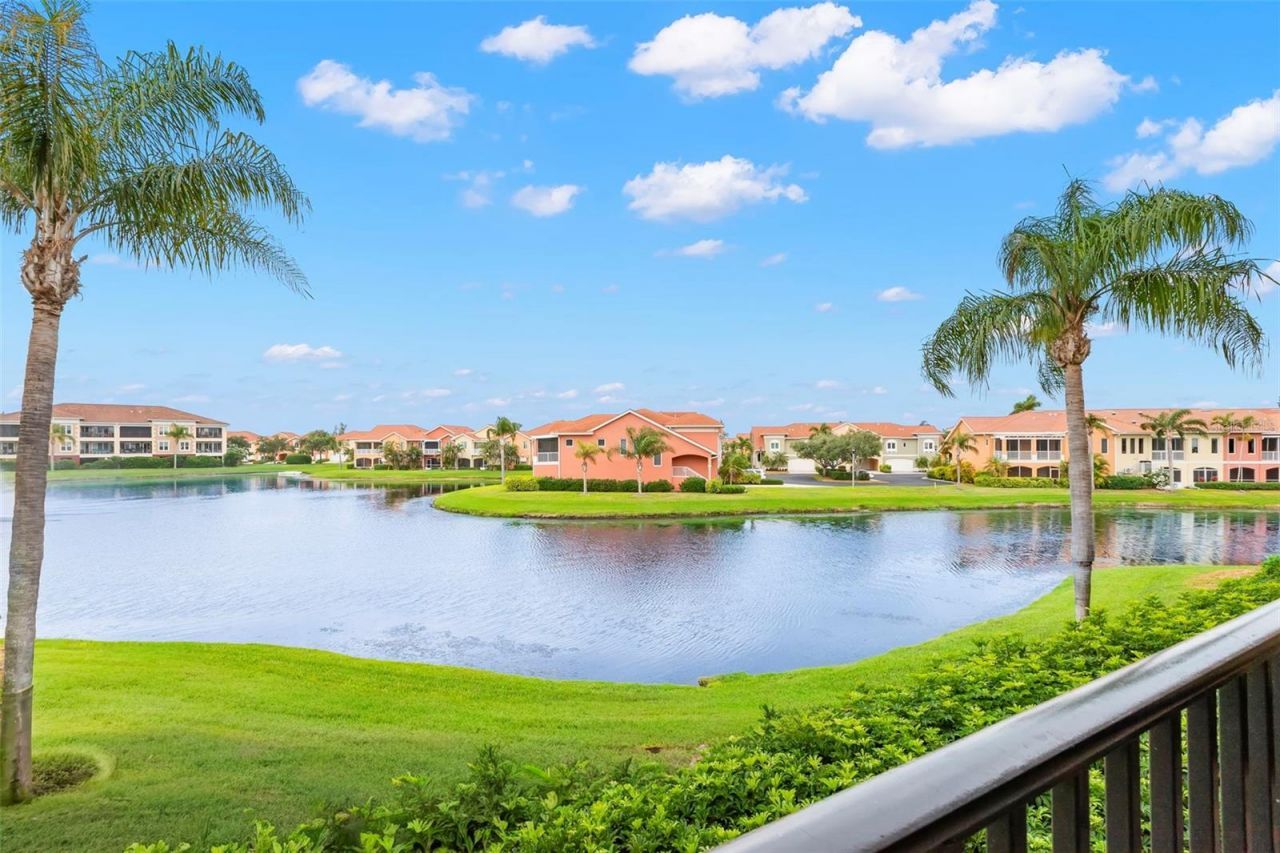 6 Academy Way S, Unit 221, Saint Petersburg, FL 33711 Photo