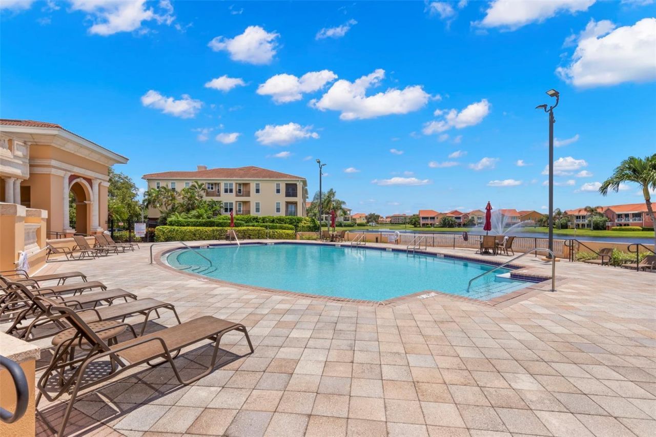 6 Academy Way S, Unit 221, Saint Petersburg, FL 33711 Photo
