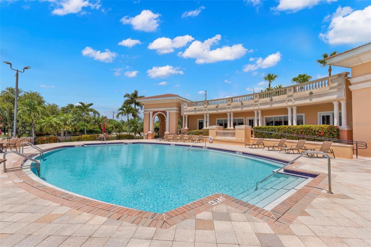 6 Academy Way S, Unit 221, Saint Petersburg, FL 33711 Photo