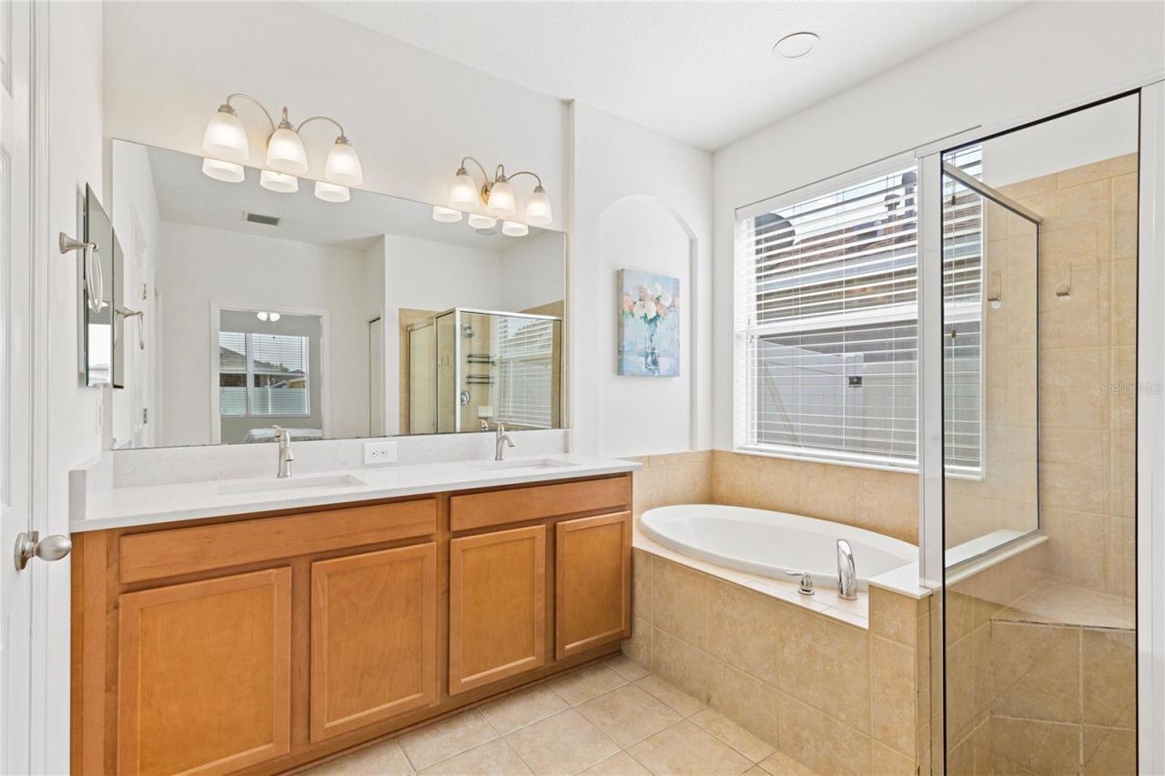 10228 Avelar Ridge Drive, Riverview, FL 33578 Photo