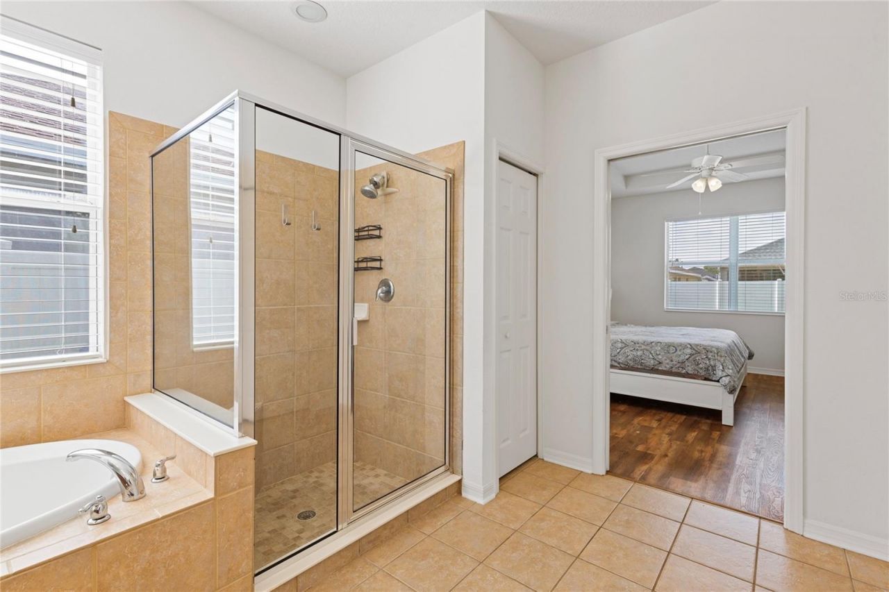 10228 Avelar Ridge Drive, Riverview, FL 33578 Photo
