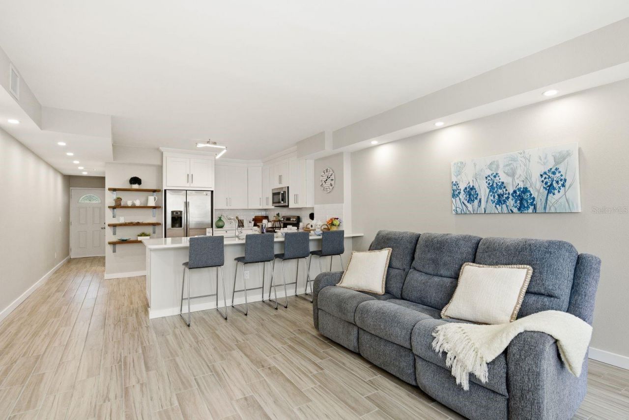 4811 Bayshore Boulevard, Unit 303, Tampa, FL 33611 Photo