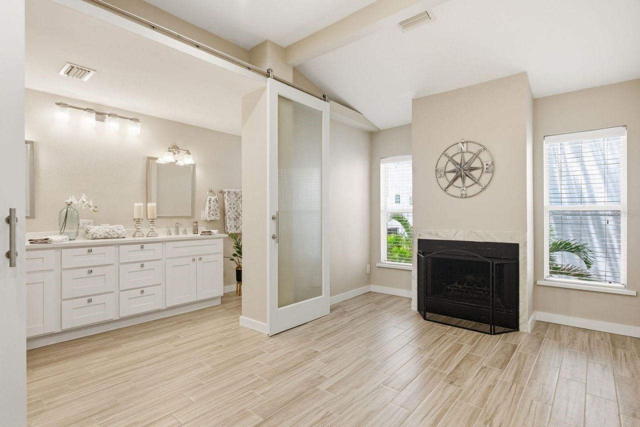4811 Bayshore Boulevard, Unit 303, Tampa, FL 33611 Photo
