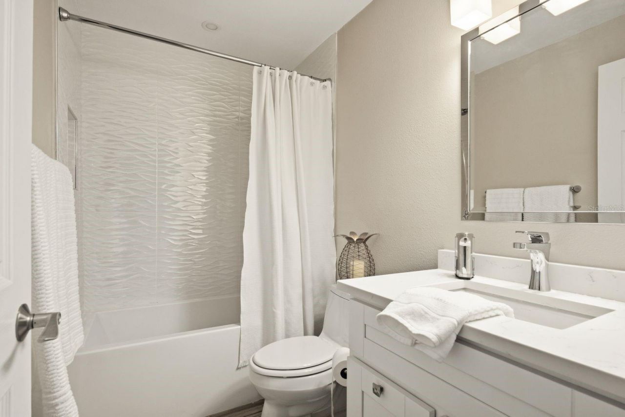 4811 Bayshore Boulevard, Unit 303, Tampa, FL 33611 Photo