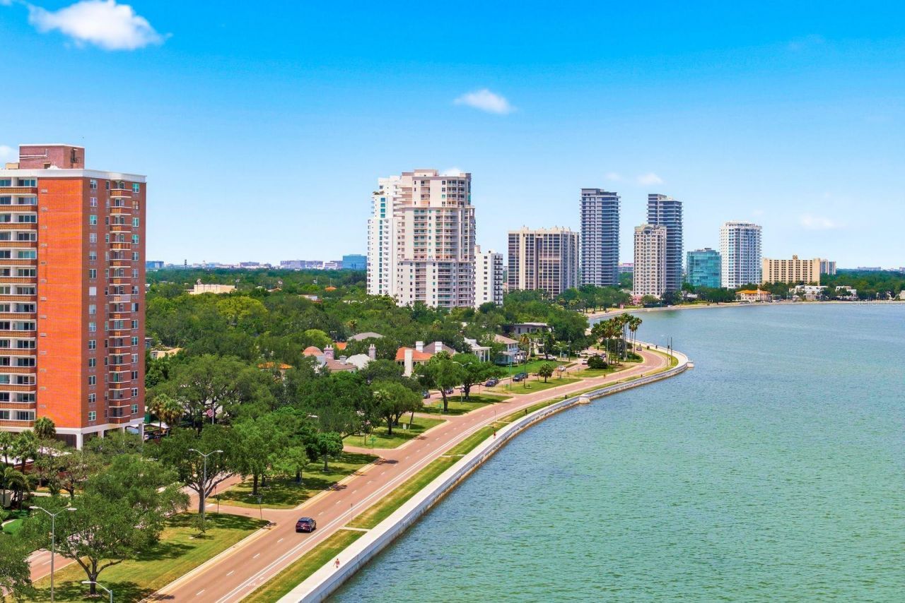 4811 Bayshore Boulevard, Unit 303, Tampa, FL 33611 Photo