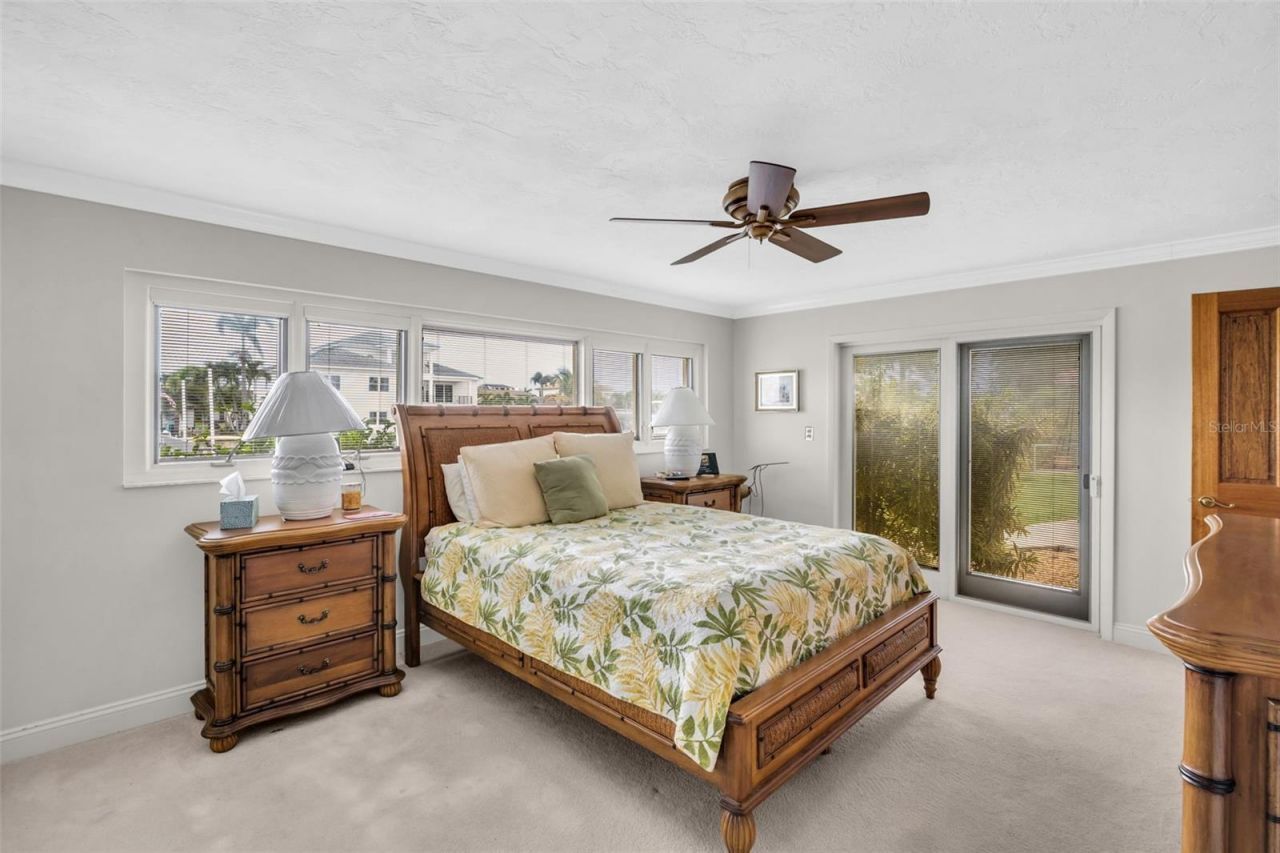 2041 Carolina Avenue Ne, Saint Petersburg, FL 33703 Photo
