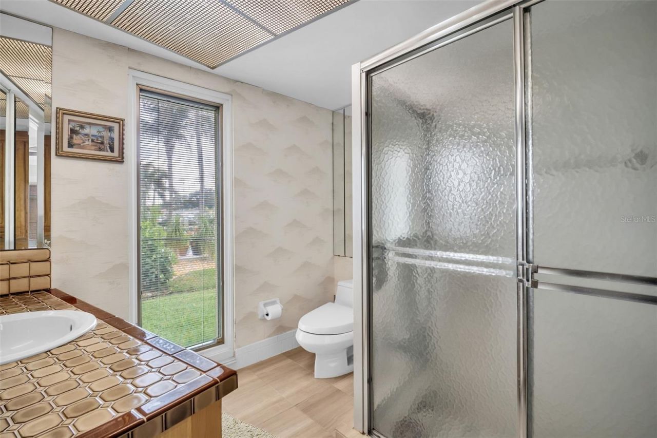 2041 Carolina Avenue Ne, Saint Petersburg, FL 33703 Photo