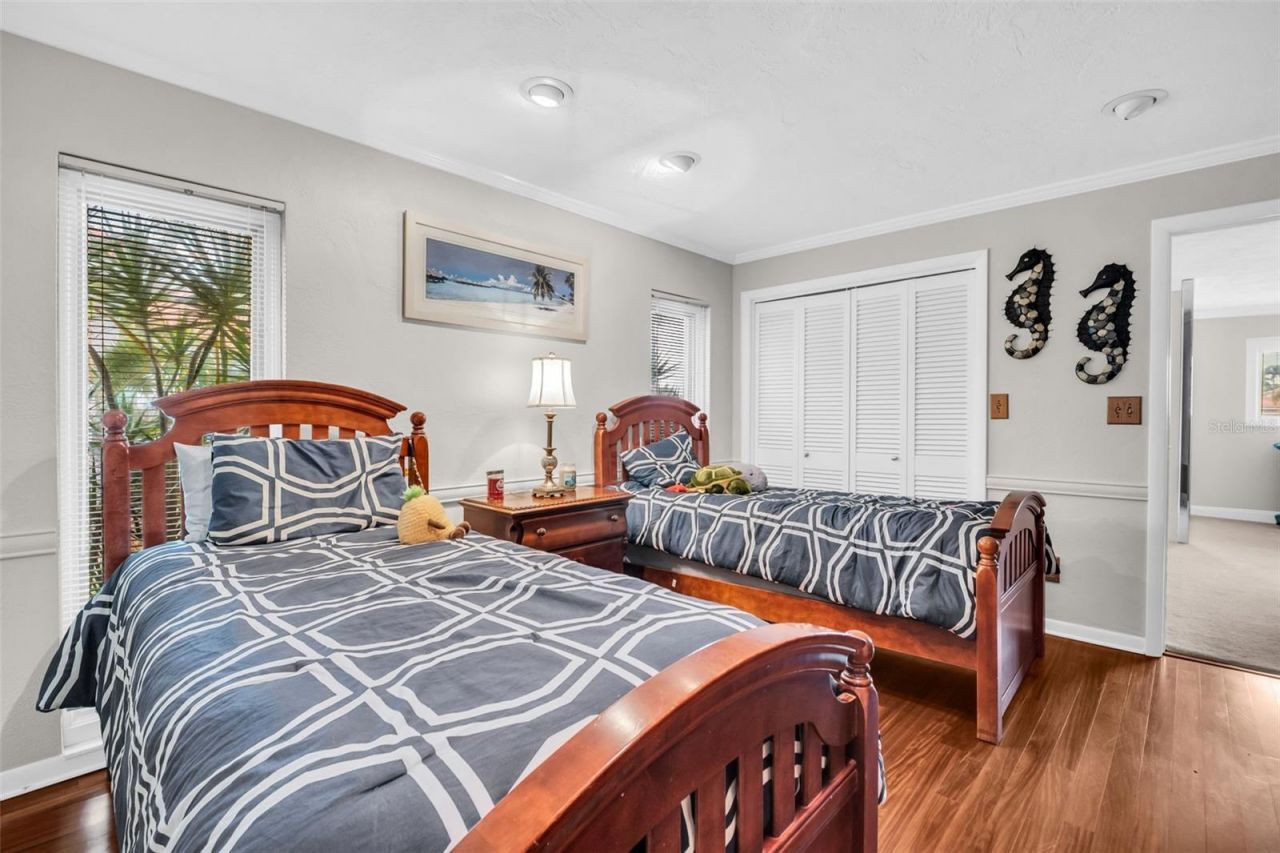 2041 Carolina Avenue Ne, Saint Petersburg, FL 33703 Photo