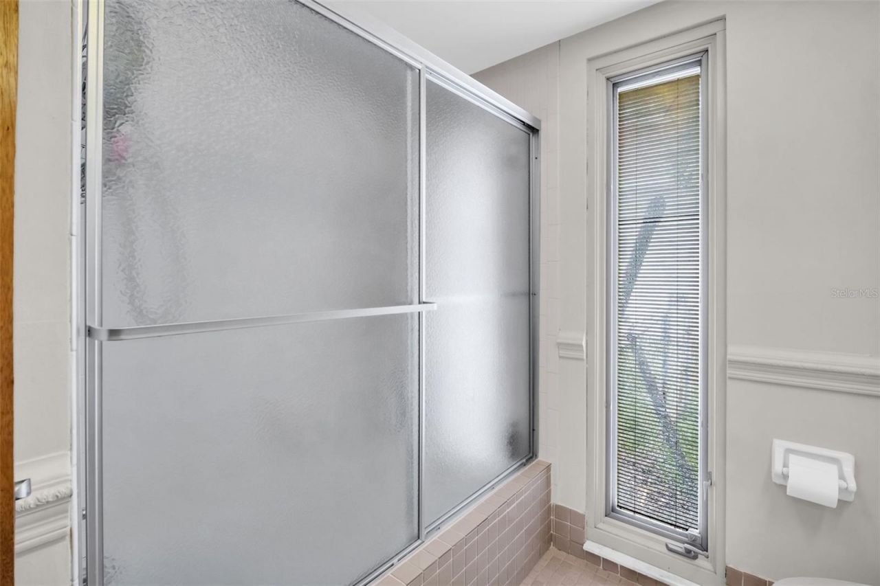 2041 Carolina Avenue Ne, Saint Petersburg, FL 33703 Photo