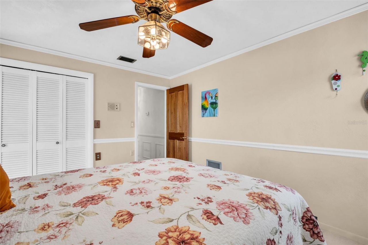 2041 Carolina Avenue Ne, Saint Petersburg, FL 33703 Photo