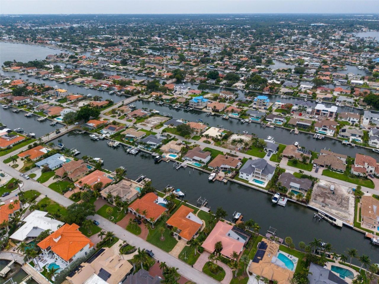 2041 Carolina Avenue Ne, Saint Petersburg, FL 33703 Photo