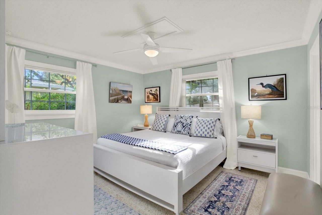 5572 100th Way N, Saint Petersburg, FL 33708 Photo