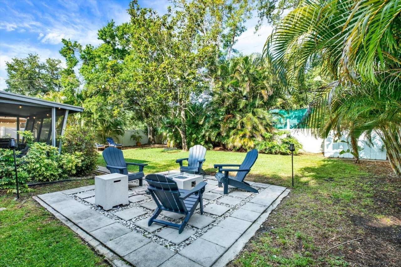 5572 100th Way N, Saint Petersburg, FL 33708 Photo