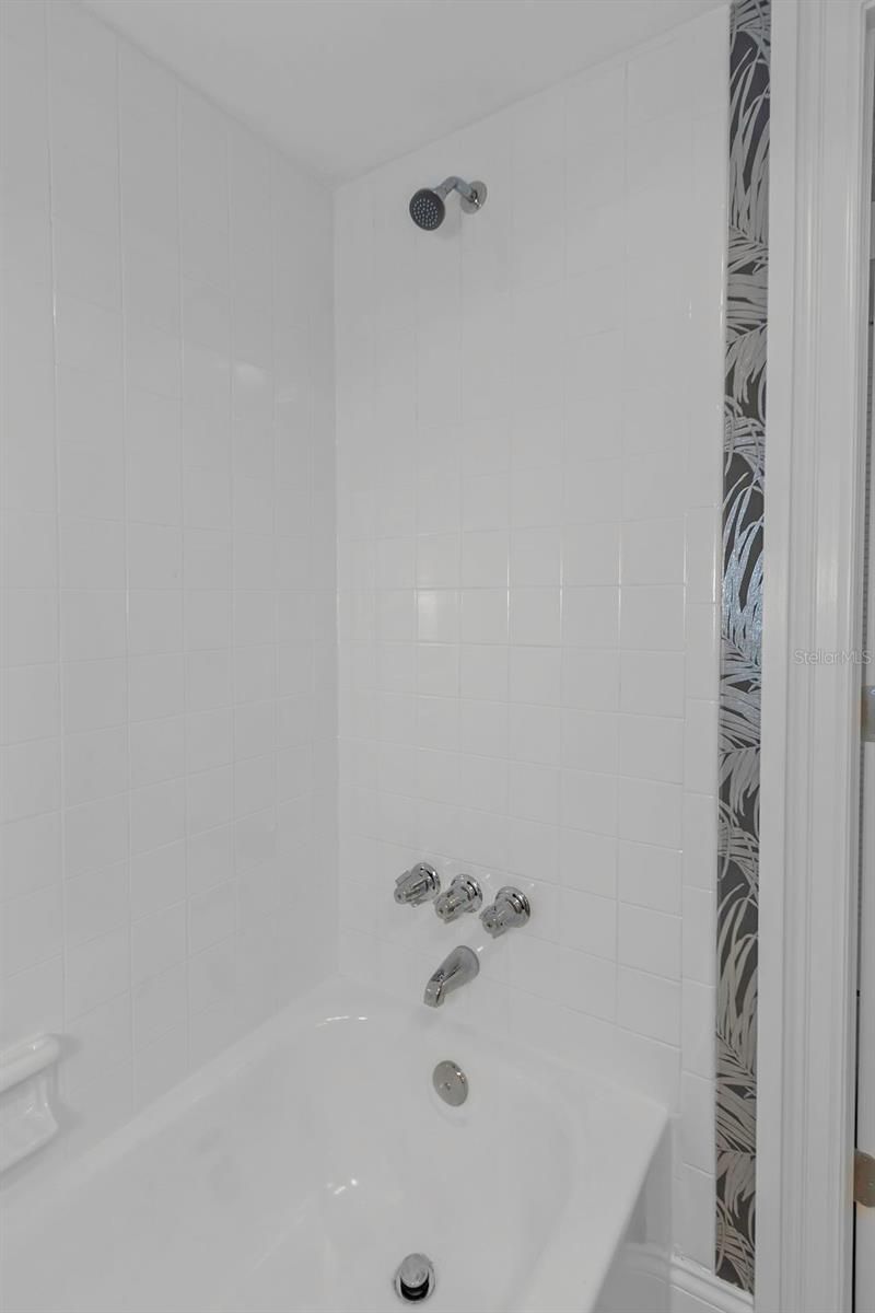 4910 38th Way S, Unit 111, Saint Petersburg, FL 33711 Photo