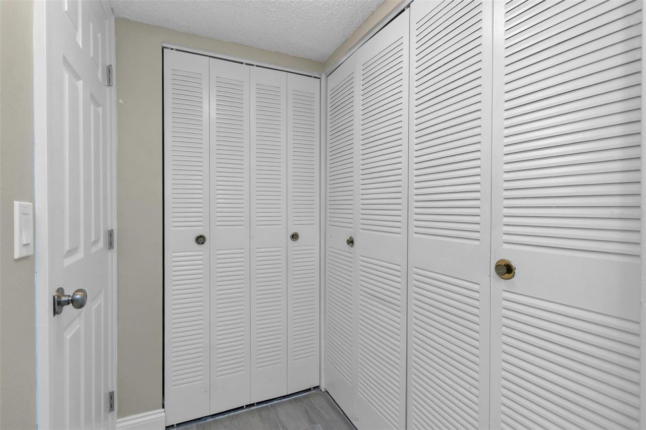 4910 38th Way S, Unit 111, Saint Petersburg, FL 33711 Photo