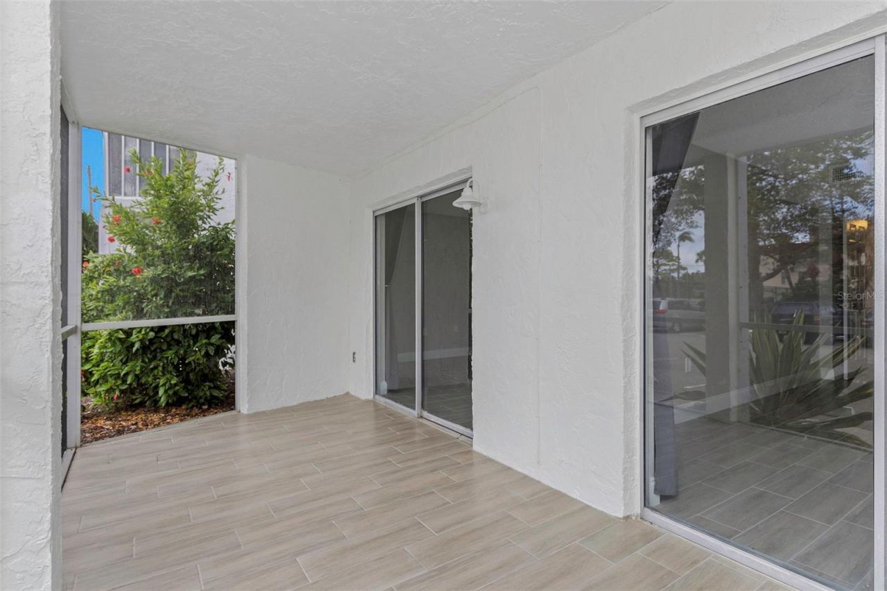 4910 38th Way S, Unit 111, Saint Petersburg, FL 33711 Photo