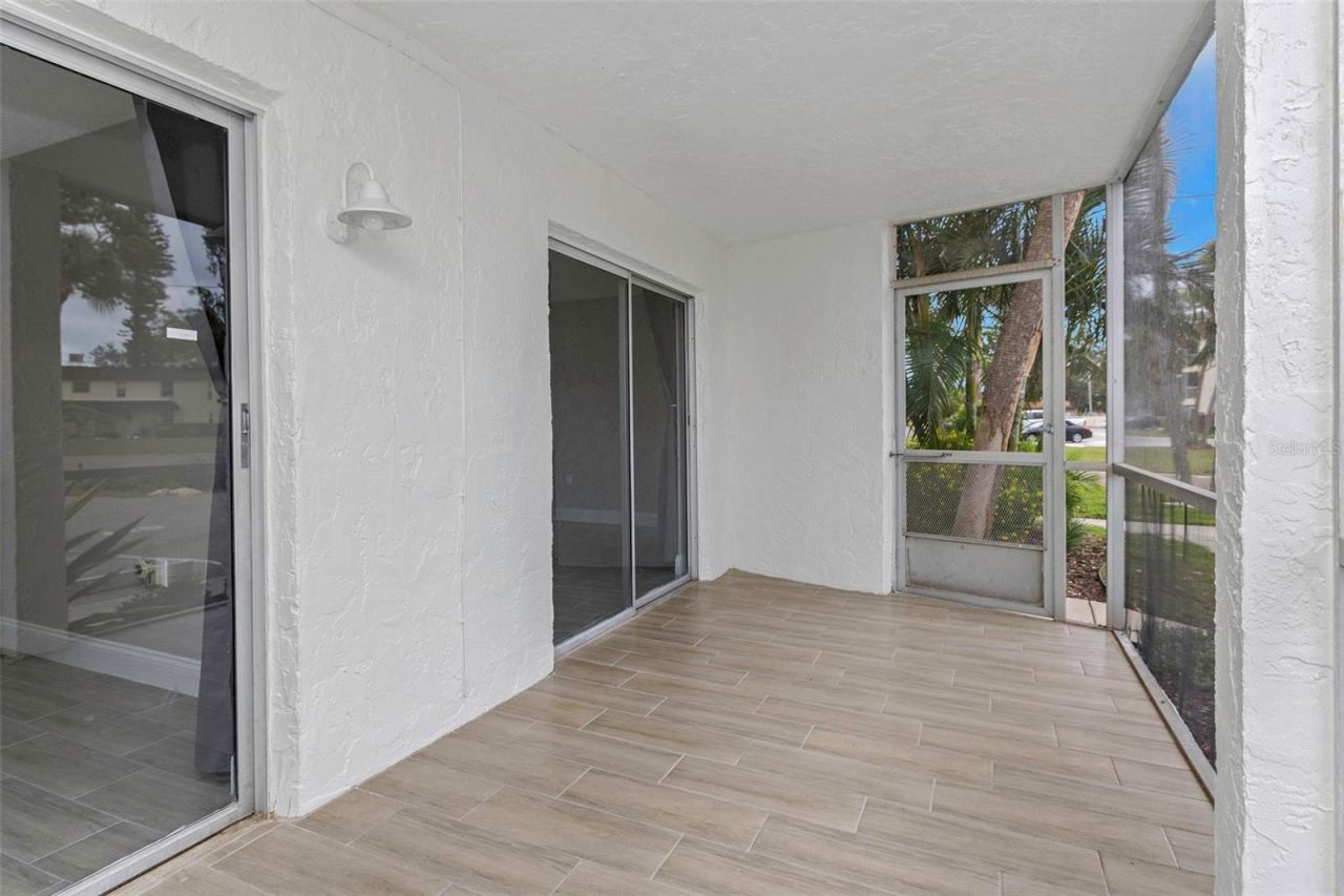 4910 38th Way S, Unit 111, Saint Petersburg, FL 33711 Photo