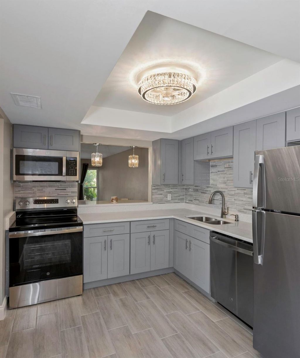 4910 38th Way S, Unit 111, Saint Petersburg, FL 33711 Photo