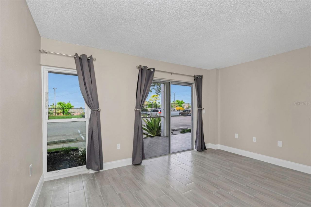 4910 38th Way S, Unit 111, Saint Petersburg, FL 33711 Photo