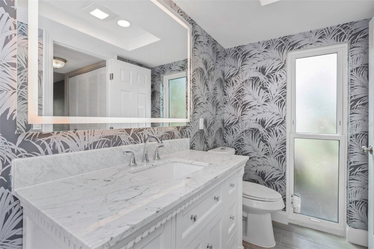 4910 38th Way S, Unit 111, Saint Petersburg, FL 33711 Photo