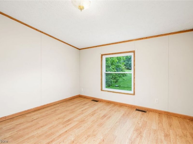 12883 Patterson Road, North Lawrence, OH 44666 Photo 23