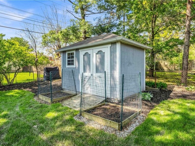 2665 Nottingham Drive , Parma, OH 44134 Photo 27