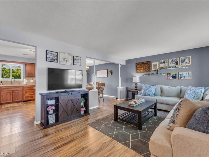 2665 Nottingham Drive , Parma, OH 44134 Photo 4