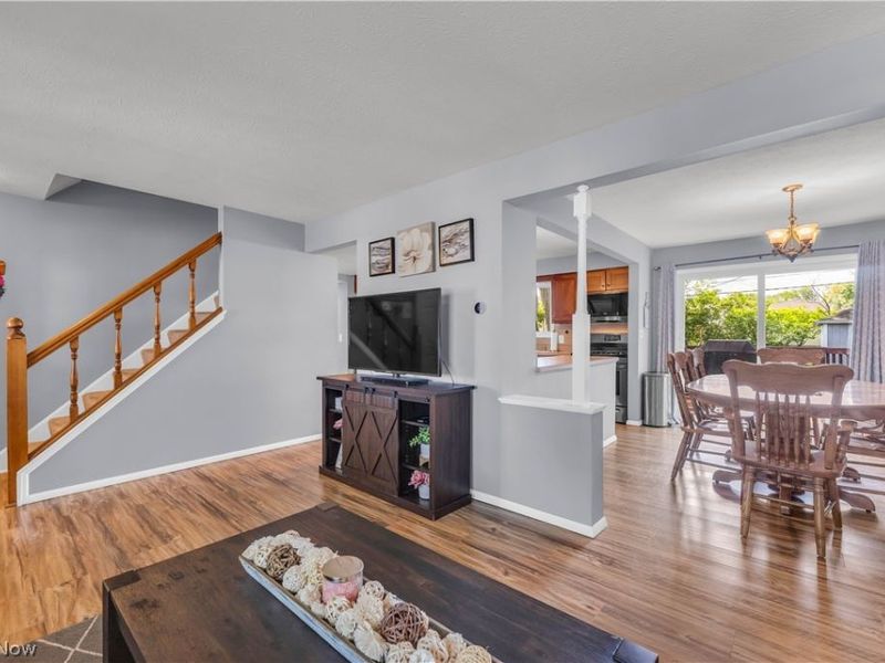 2665 Nottingham Drive , Parma, OH 44134 Photo 6