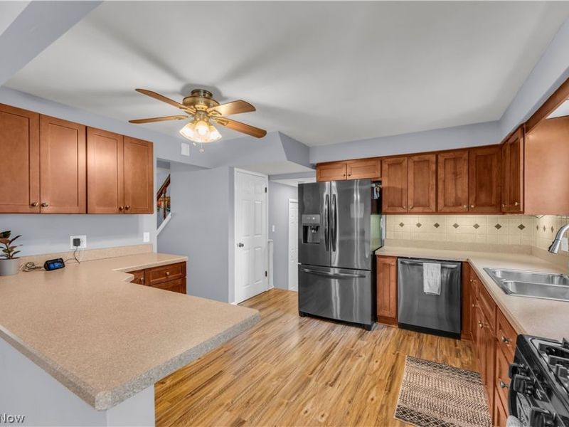 2665 Nottingham Drive , Parma, OH 44134 Photo 7