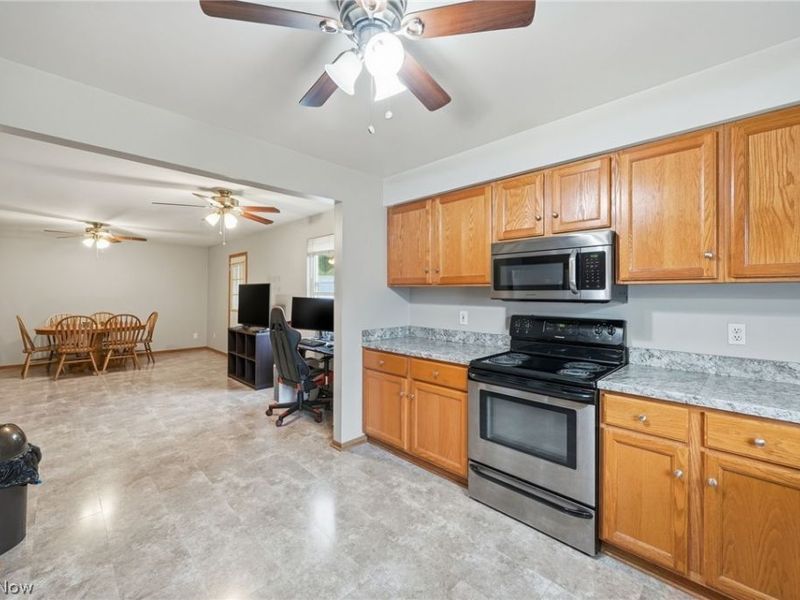 6343 Youngstown Hubbard Road, Hubbard, OH 44425 Photo 16