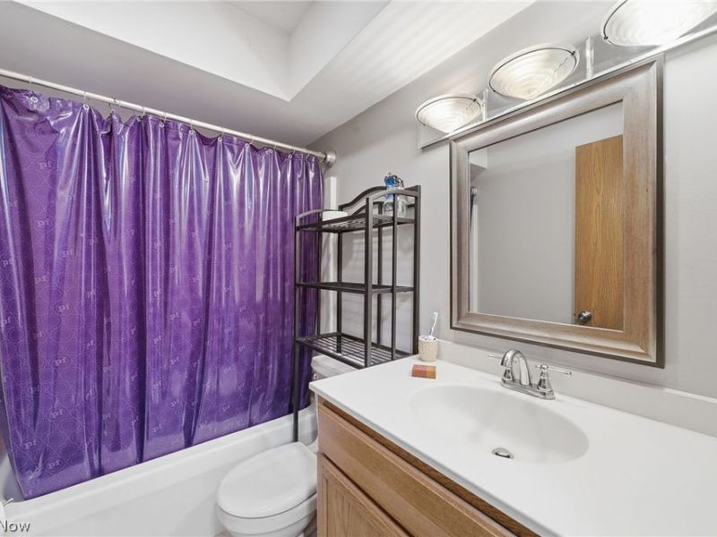 6343 Youngstown Hubbard Road, Hubbard, OH 44425 Photo 24