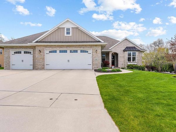 3747 COPPER OAK CIRCLE, Green Bay, WI 54313