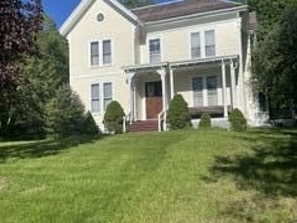 33 Abbott Street, Hoosick Falls, NY 12090