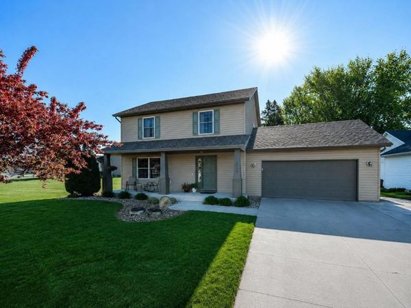 270 Highlands Avenue, Zumbrota, MN 55992