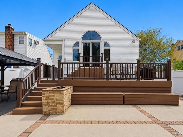 160-44 98th Street , Howard Beach, NY 11414