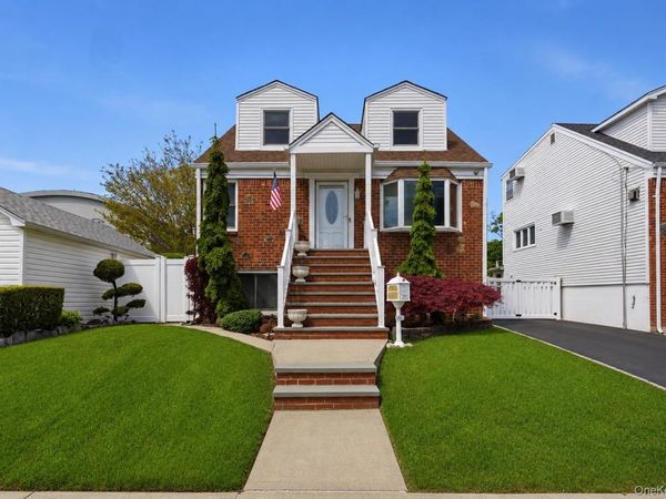 160-44 98th Street , Howard Beach, NY 11414