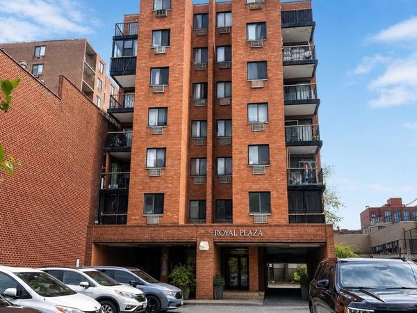 14468 38th Avenue, Unit 204, Flushing, NY 11354