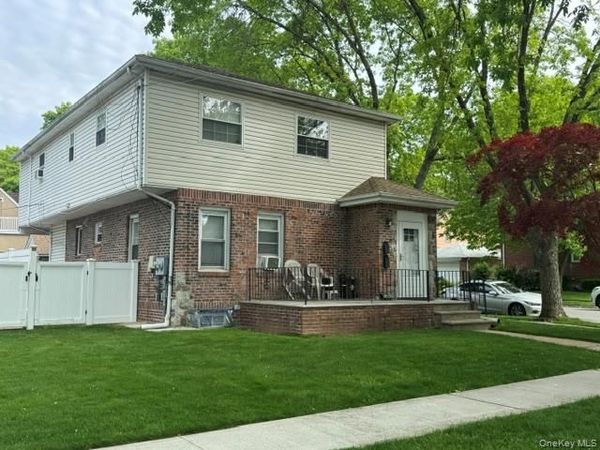 242-19 83rd Ave , Bellerose, NY 11370