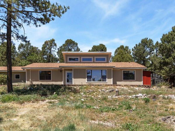 42 Thunderbird Lane , Tijeras, NM 87059
