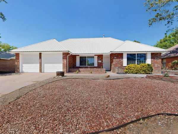 1512 Lester Drive NE, Albuquerque, NM 87112