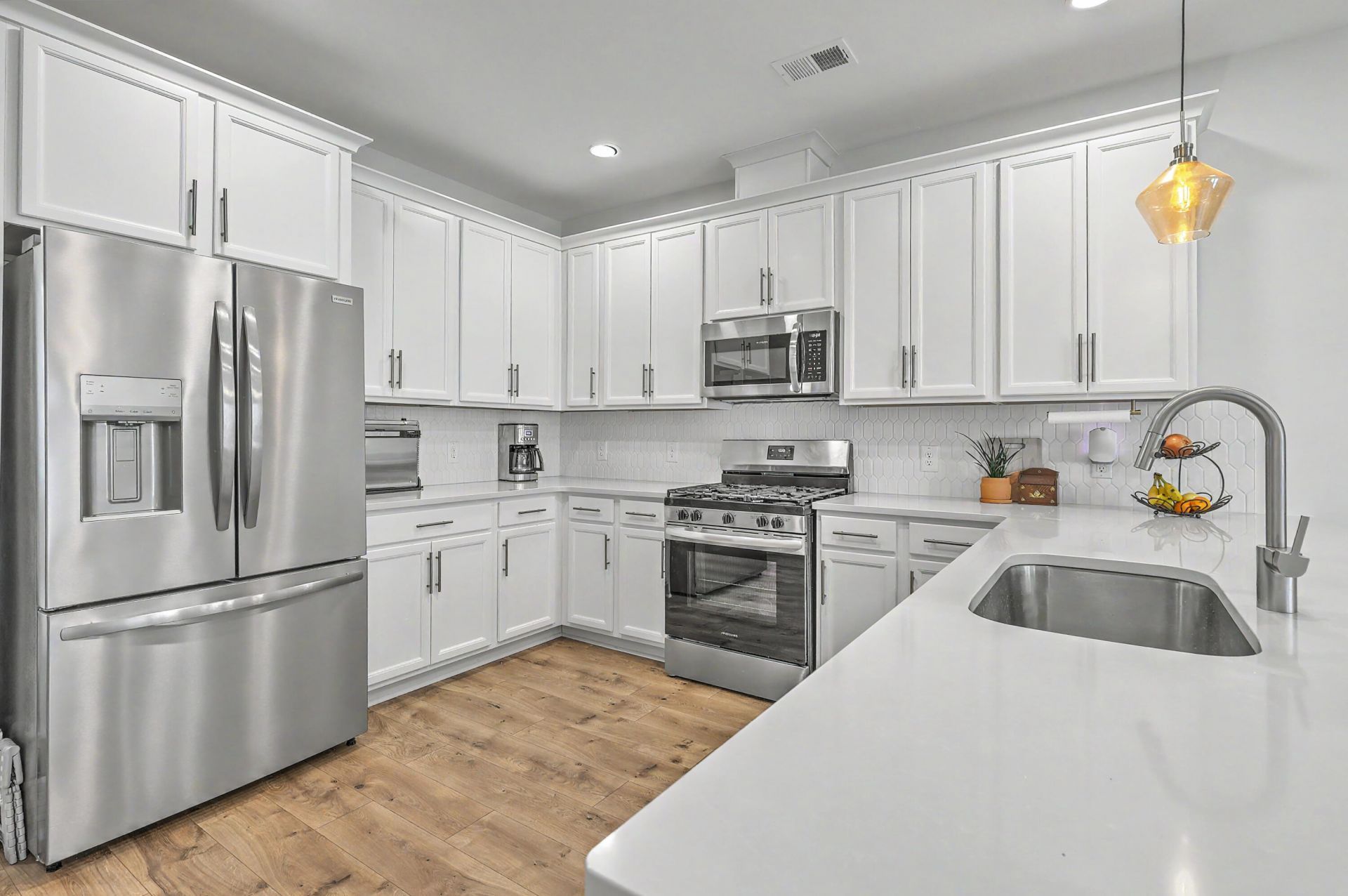 378 Green Fern Drive Photo 11