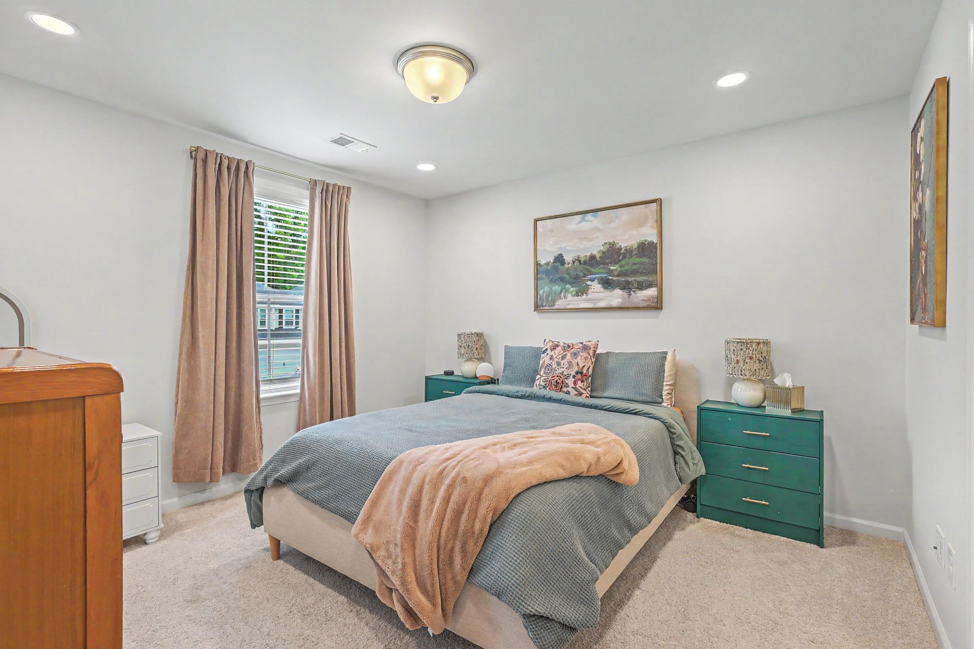 378 Green Fern Drive Photo 19