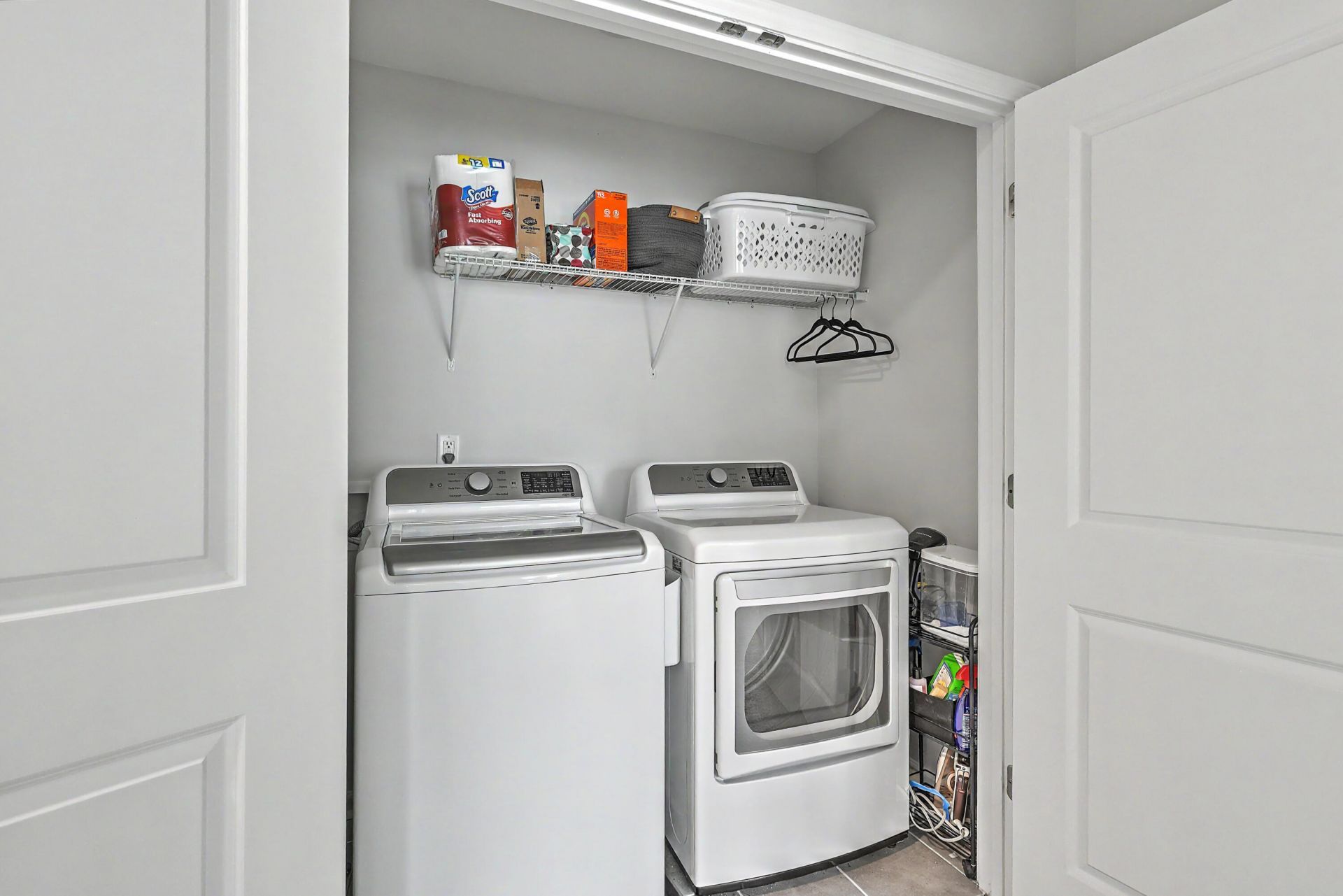 378 Green Fern Drive Photo 29