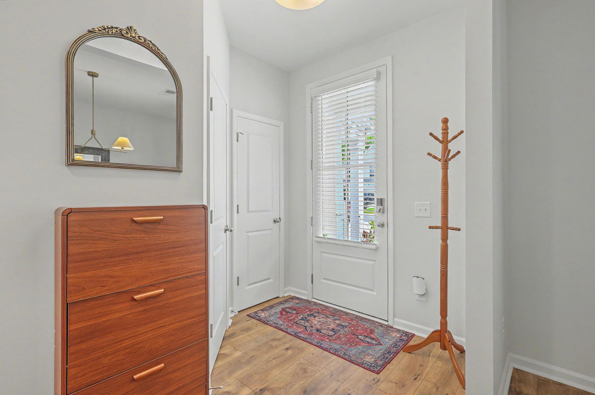 378 Green Fern Drive Photo 5