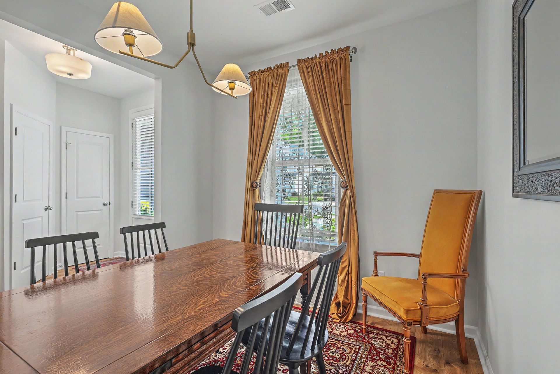 378 Green Fern Drive Photo 8