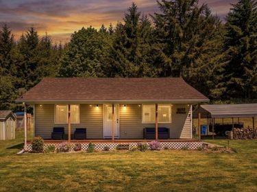 19106 NE Grinnell Road, Woodland, WA 98674