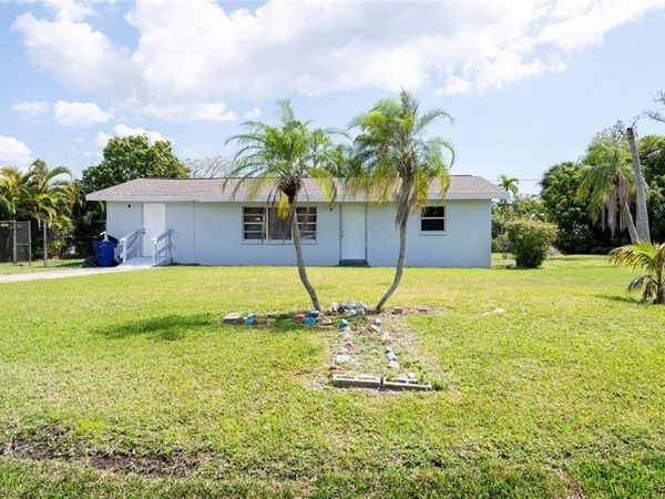 4631 New Haven DR , FORT MYERS, FL 33908